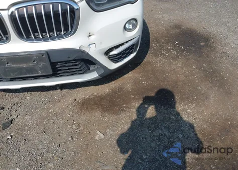 2016 BMW X1 xDrive28I из США, поврежденный, VIN WBXHT3C37GP887814